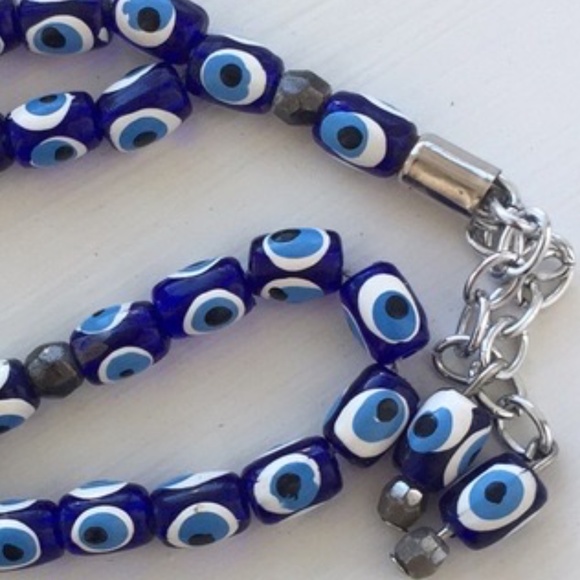 Unisex - Authentic Hand Painted Dubai Evil Eyes Chant - Picture 3 of 5